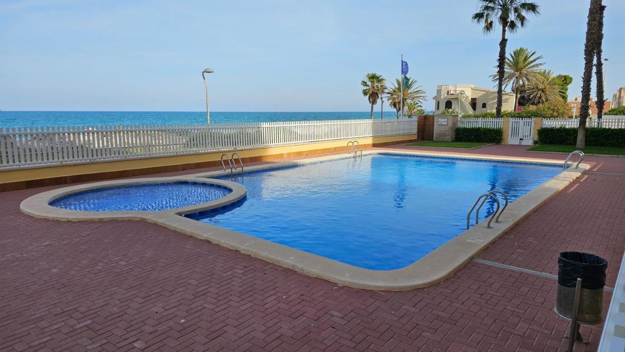La Manga - Playa Principe - Un Dormitorio Zewnętrze zdjęcie